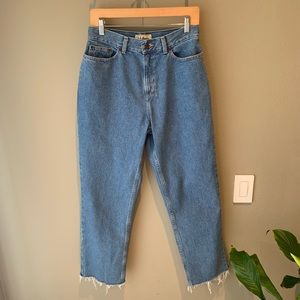 L.L.Bean Classic Fit/Curvy. High-waisted mom jeans